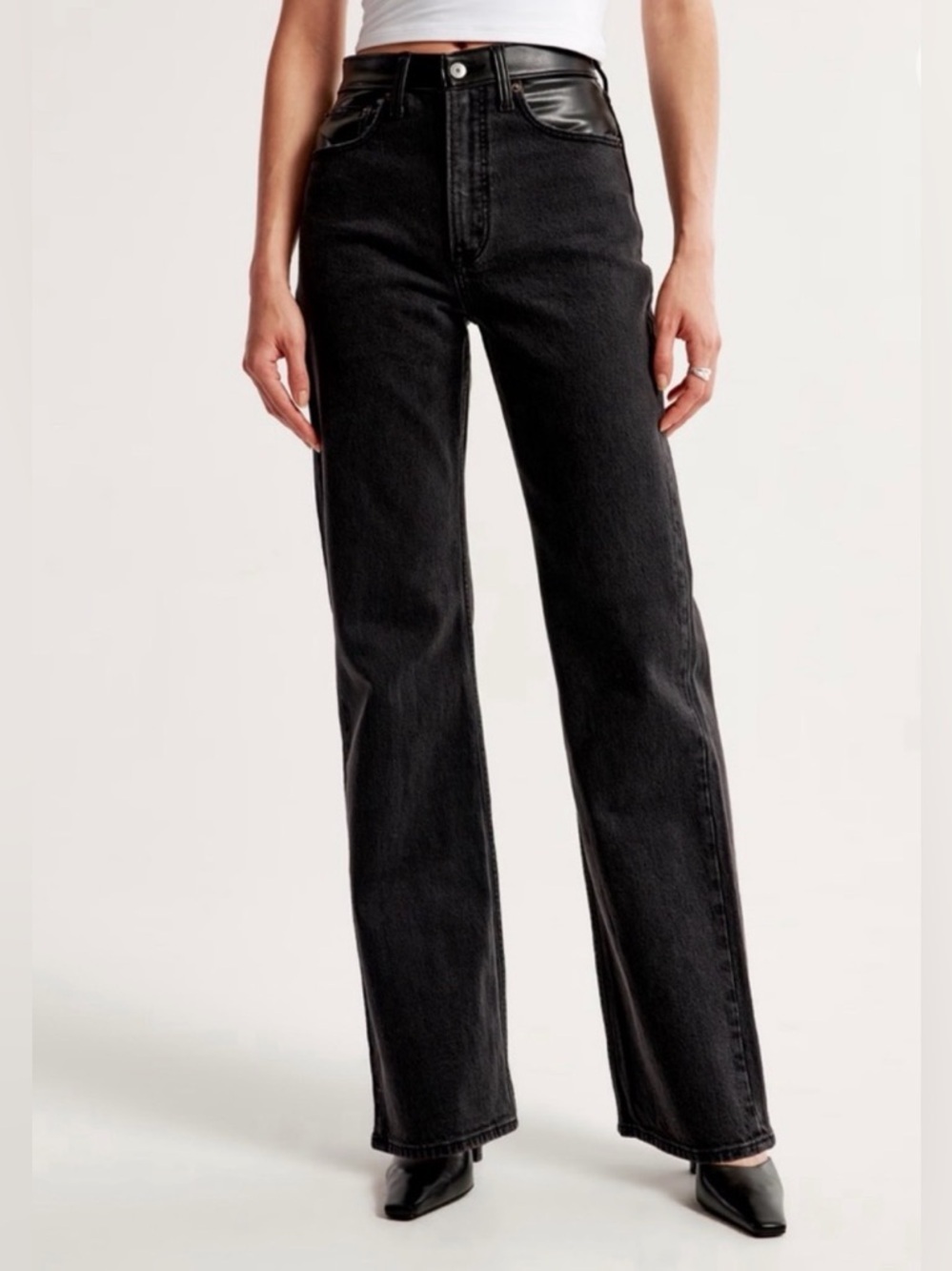 Abercrombie & Fitch Black Ankle Straight Ultra High Rise Vegan Leather 26 XShort - Picture 2 of 14